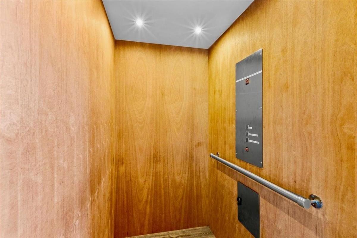 Mansion In The Sky Cabin جاتلينبرج المظهر الخارجي الصورة