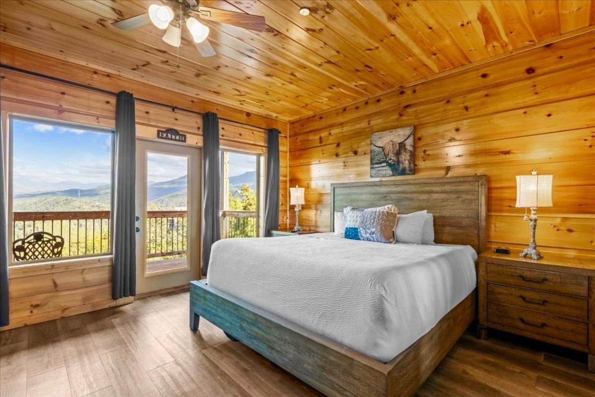 Mansion In The Sky Cabin جاتلينبرج المظهر الخارجي الصورة