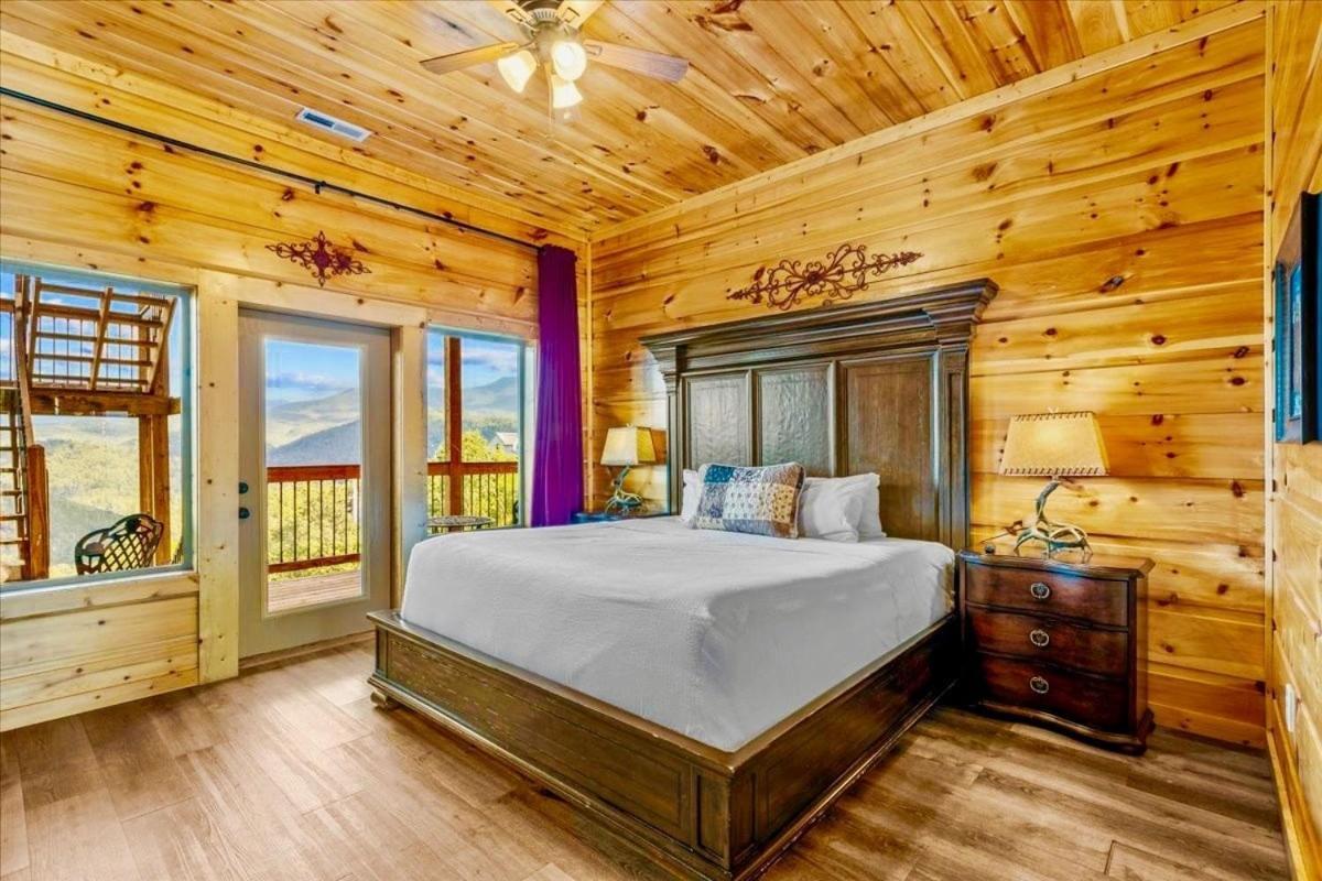 Mansion In The Sky Cabin جاتلينبرج المظهر الخارجي الصورة